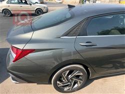 هیوندای ئەلەنترا